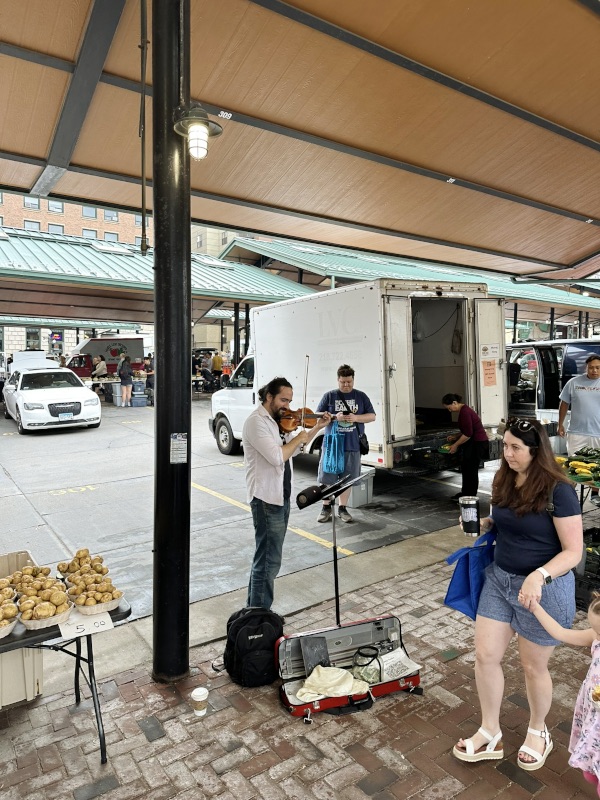 Violinist in St. Paul Farmers' Market - July 19th, 2025