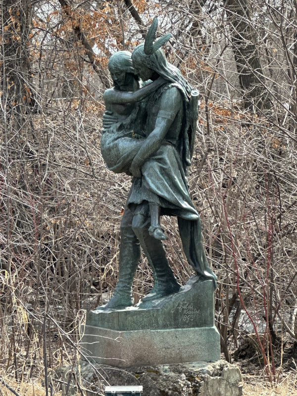 Minnehaha Falls Minnehaha Regional Park Sculpture of Minnehaha and Hiawatha